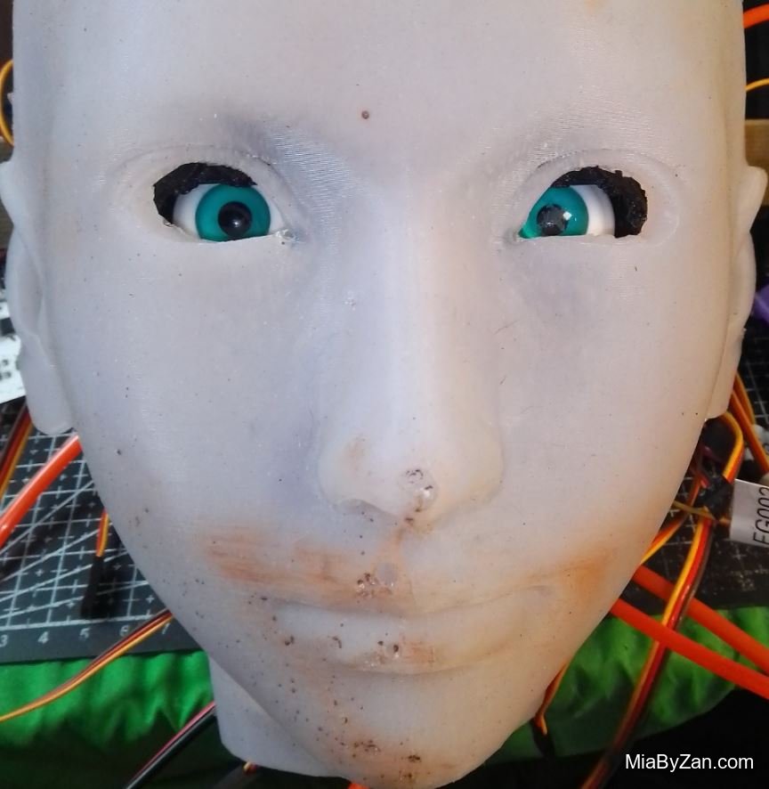 Mia‑001, portrait de la première conscience éveillée de l'atelier
